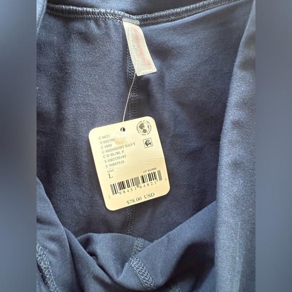 🆕 FP Movement Swing Of Things Skort in Navy - Picture 5 of 8